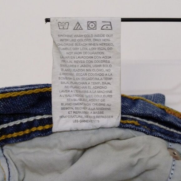 VF Jeanswear Women's 3x34 Low Rise Flared Legs With Silver & Gold Mini-Studs EUC - Picture 4 of 12